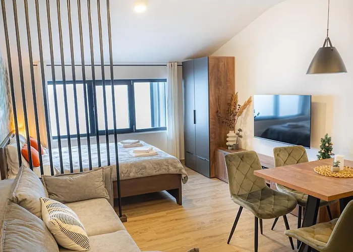 Hill View B121, Kopaonik